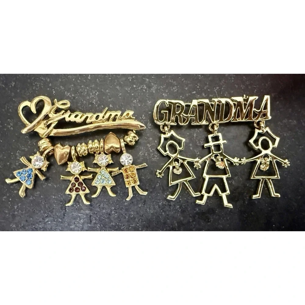 2 Vintage K.I.S. Grandma Gold Tone Brooch Pins Grandchildren Rhinestone Lot